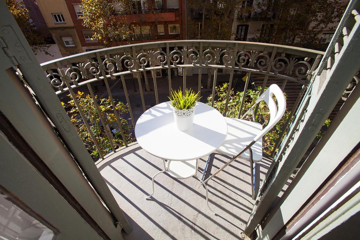 Gaudi Sagrada Familia Apartment Barcelona Luaran gambar