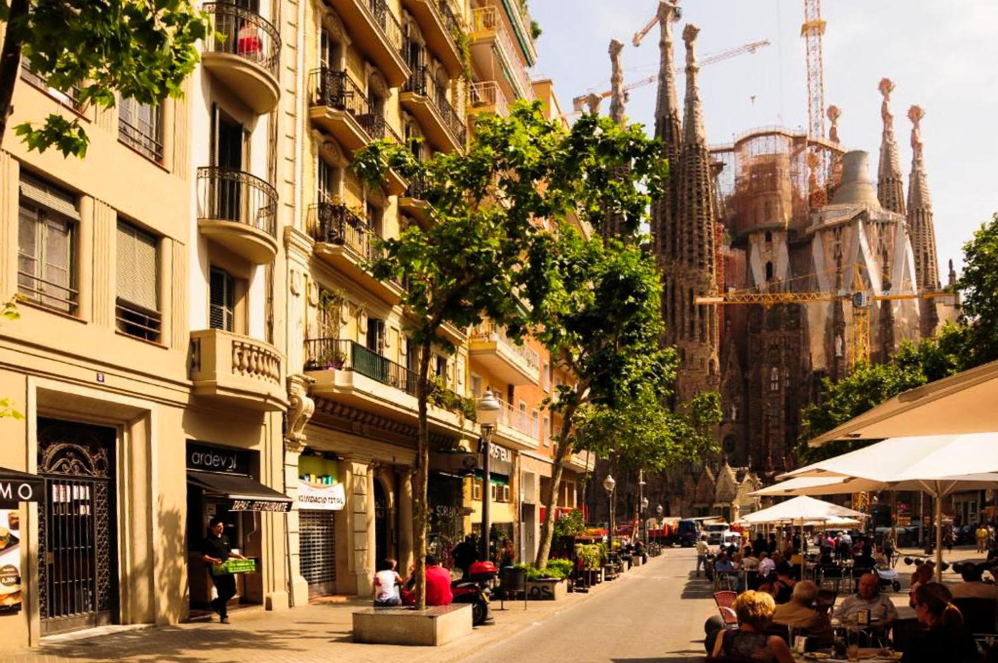 Gaudi Sagrada Familia Apartment Barcelona Luaran gambar